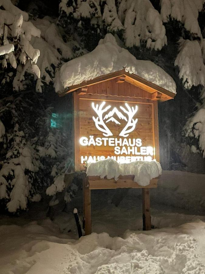 Haus Hubertus - Gaestehaus Sahler Partenen Kültér fotó