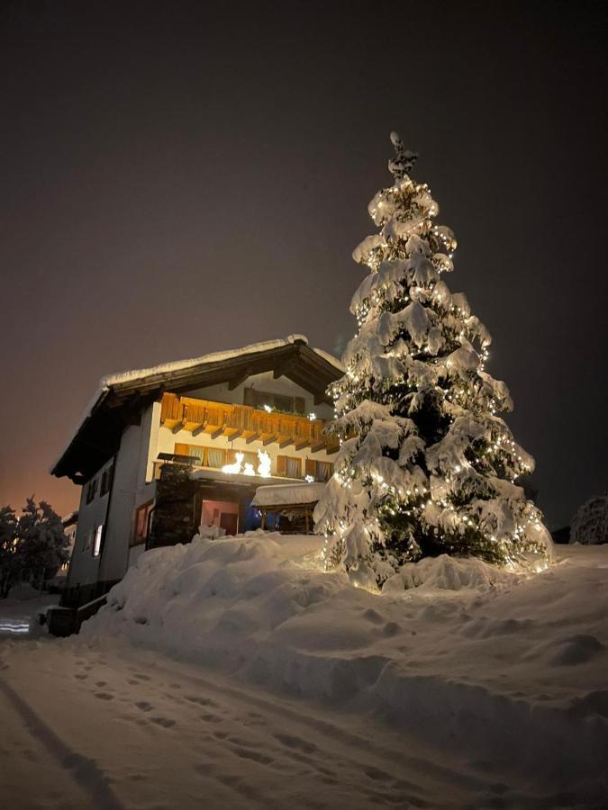 Haus Hubertus - Gaestehaus Sahler Partenen Kültér fotó
