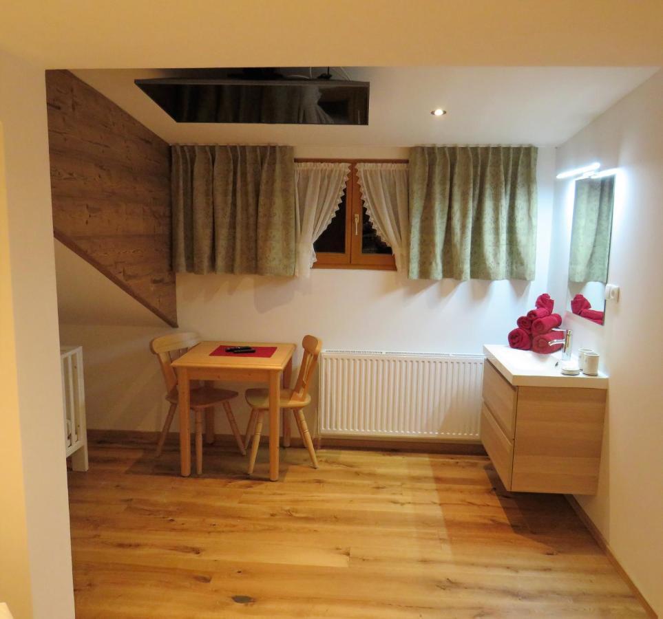 Haus Hubertus - Gaestehaus Sahler Partenen Kültér fotó